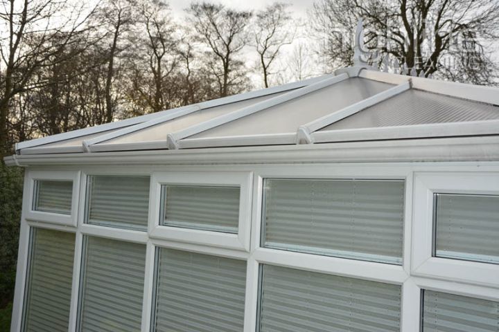 The same conservatory roof clean after a visit